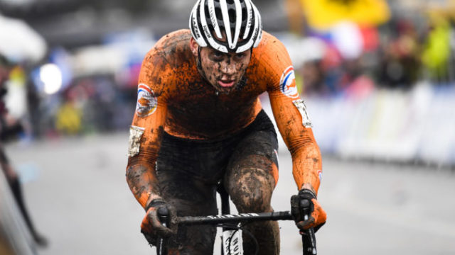 439194_switzerland_cyclocross_world_championships_89810 ca6ee75402094798b5b76a4607bf6791 676x451.jpg