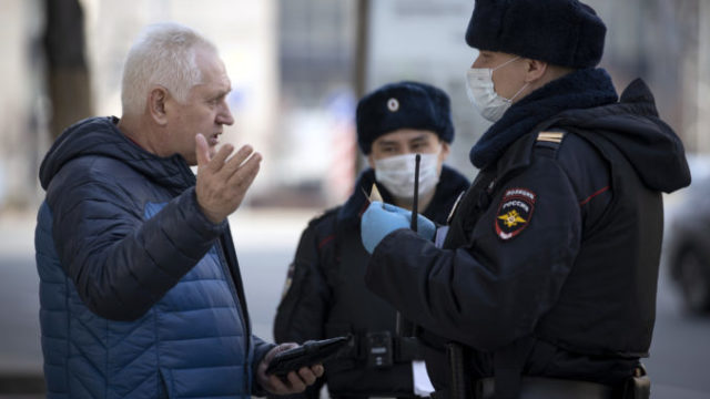 439281_virus_outbreak_russia_04234 1a0903a9314b4d62b16fe74551ca1f2e 676x451.jpg
