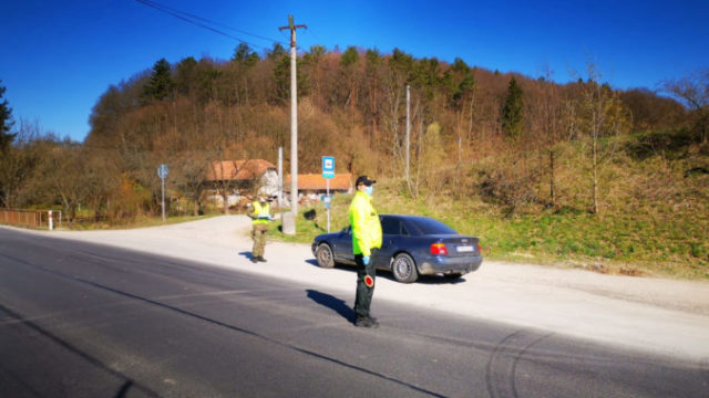 439329_vv 676x468.jpg