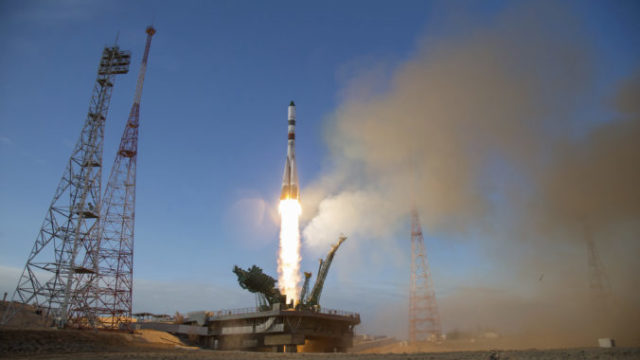 439617_russia_space_station_48350 16d21c860a13441a95b480504685485e 676x451.jpg