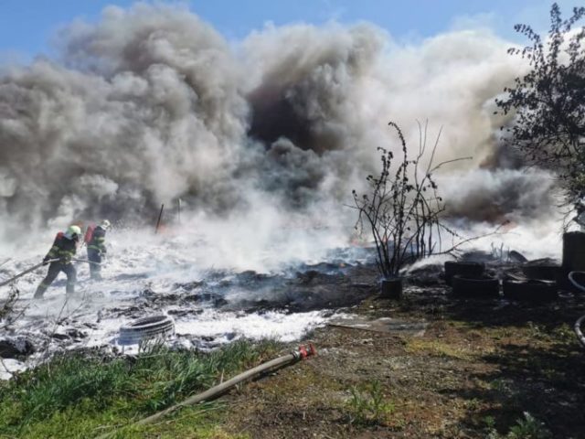 439633_94612847_2387380784710458_6189911213502103552_n 676x507.jpg