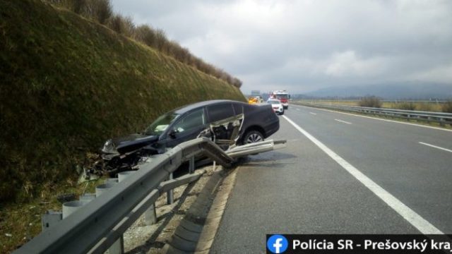 439646_94873604_858335167964166_8074884325771837440_o 676x371.jpg