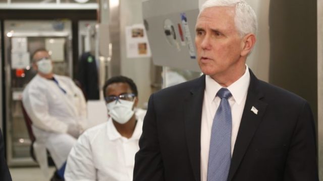 439839_virus_outbreak_pence_mask_32984 bafbcf5fce7742ea9cf779845e458481 min 676x451.jpg