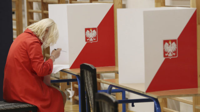 439971_poland_elections_70315 c096d2d2ef66490d8cc75434364327a4 676x417.jpg