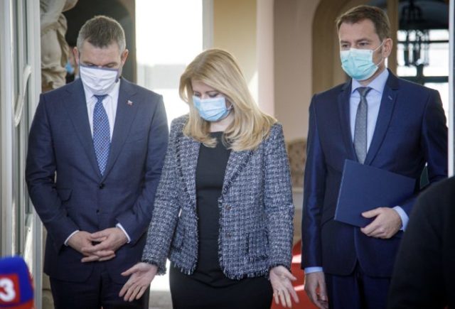 440081_peter pellegrini zuzana a aputova igor matovia 676x459.jpg