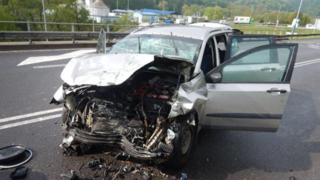 440227_v11 676x442.jpg