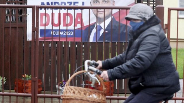 440287_poland_politics_77864 c9a85a307087428fa070dfce99b6471a 676x519.jpg