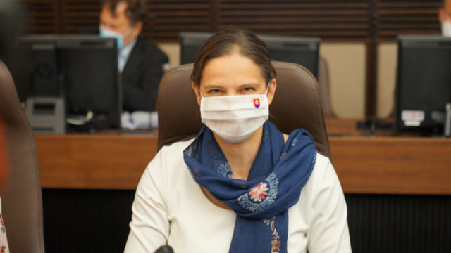 440695_bsc03706_1 676x451.jpg