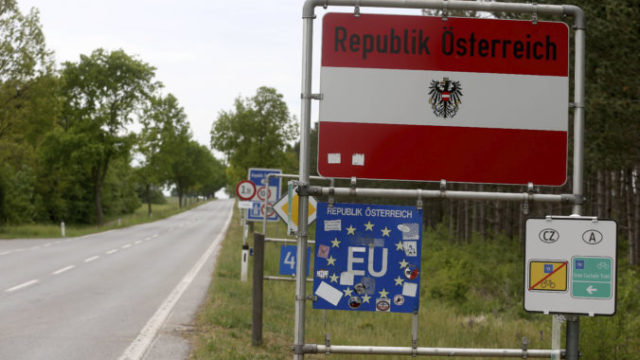 440853_virus_outbreak_austria_19955 576eb66d253c48b6bc84cee9eed201e1 676x451.jpg