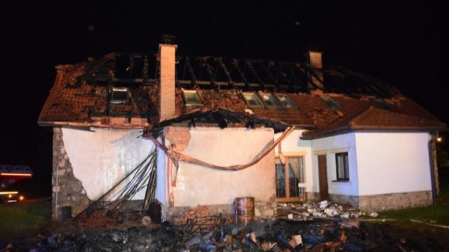 440957_98603391_874747702989579_7910538012075753472_o 676x450.jpg