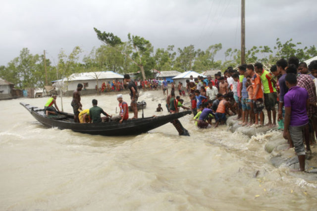 441155_bangladesh_asia_cyclone_34798 8918542ffb4143f4bbb2b08de6f3051b 676x451.jpg