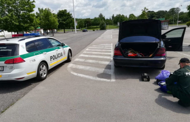 441494_p44 676x435.jpg