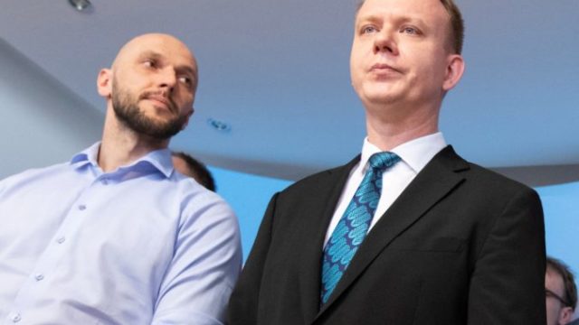 441611_img_0460 676x473.jpg