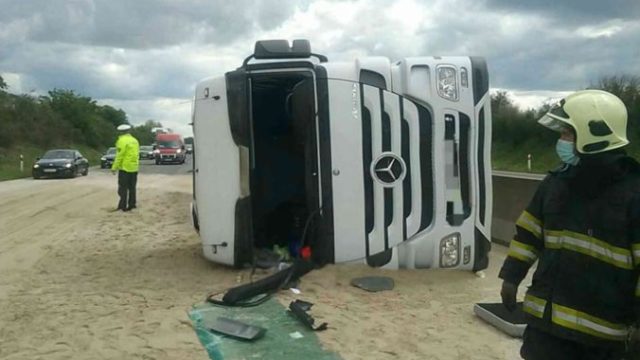 441842_101583546_2477573062357896_5005560950699327488_n 676x507.jpg