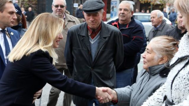 442033_caputova prezidentka trianon 676x438.jpg