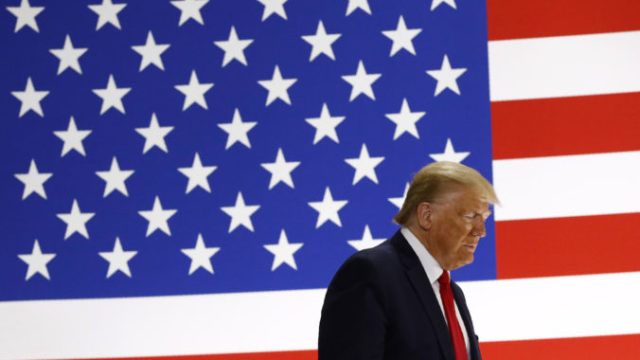 442138_virus_outbreak_trump_49324 41c79e8dc7db4099aba07e1e04bb7a16 676x451.jpg