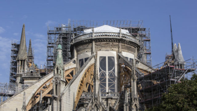 442216_france_notre_dame_80349 577ae528afba43f1813a203ca4d5aae5 676x451.jpg