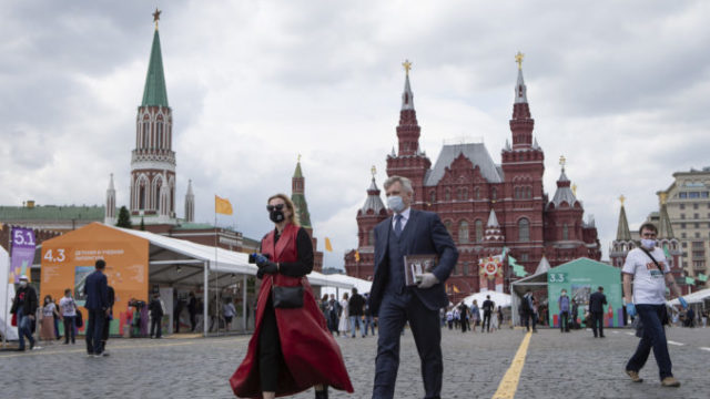 442222_virus_outbreak_russia_72494 45472bbea24e46f0900e7a42c45c92e7 676x451.jpg