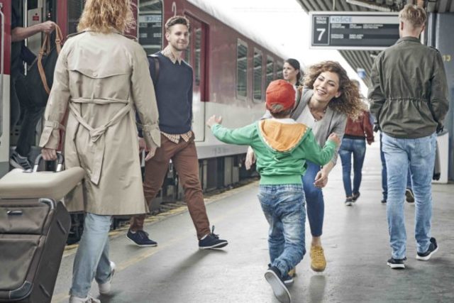 442382_po a esku zssk spaaaya medziatatnu prepravu aj s rakaskom. 676x451.jpg