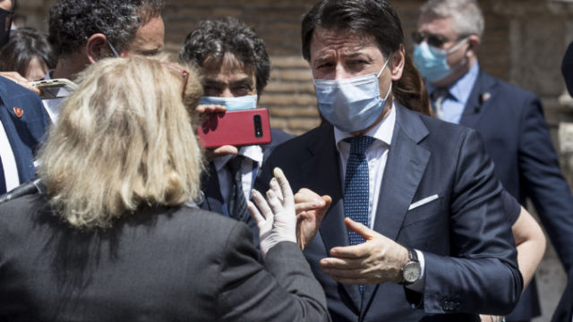 442441_italy_politics_57685 09d60f50cfc44e18b8a6dd85cfef1323 676x451.jpg