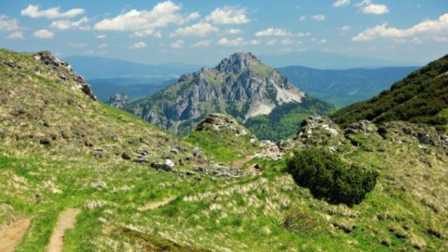 442526_velky rozsutec tomas flajs mala fatra 676x451.jpg