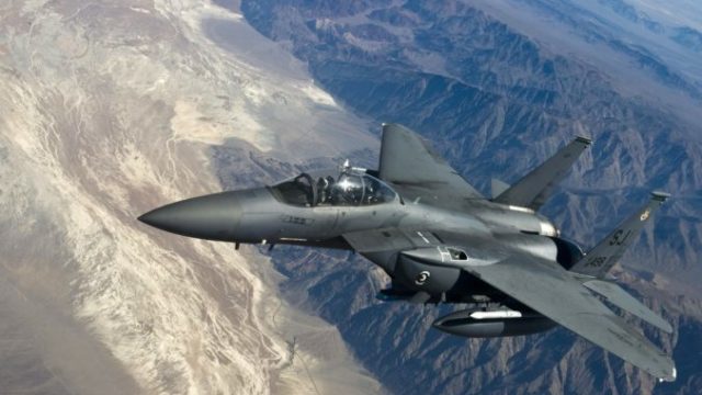 442605_fighter jet 63090_1920 676x450.jpg