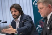 443121_robert kalinak robert fico 676x460.jpg