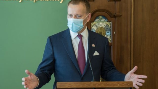 443480_boris kollar 3 676x451.jpg