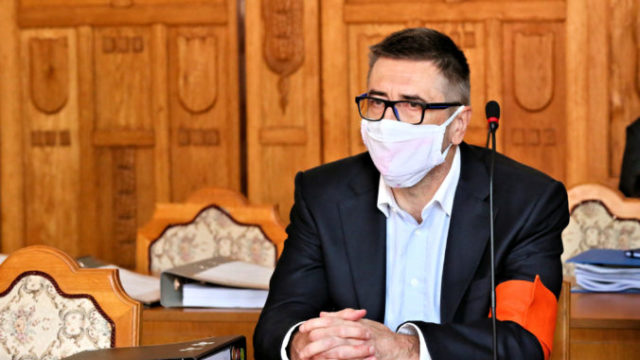 443637_zj5a4996 676x451.jpg