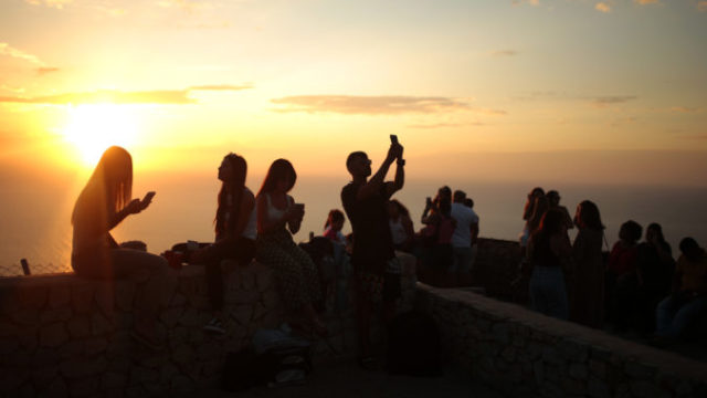443812_virus_outbreak_spain_54657 a83c113cdf744d66a952f0d74374c628 676x451.jpg