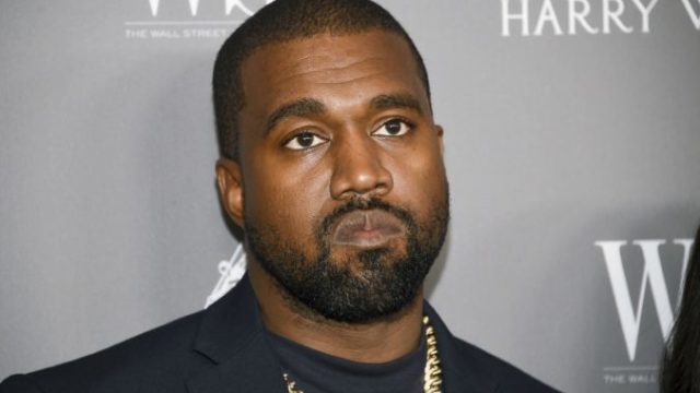 443817_kanye west 676x451.jpg