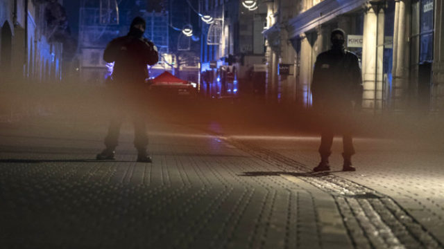 443947_france_shooting_76714 8be6a73fdd7f4158a45addf60d4fbd36 676x451.jpg