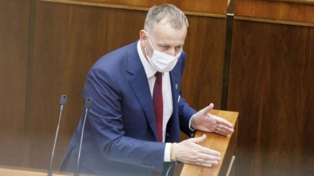 444065_boris kollar 5 676x451.jpg