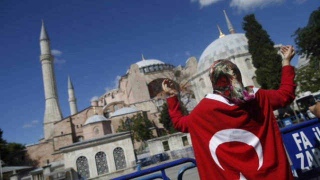 444147_turkey_hagia_sofia_49035 d0b30875752049488d5523adb5f43f53 676x451.jpg