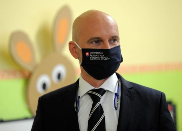 444294_branislav grohling 676x488.jpg