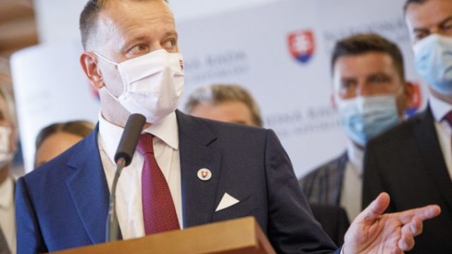 444764_img_7847 min 676x451.jpg