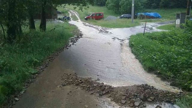 444784_107370201_2552969448151590_8131840276911950543_n 676x507.jpg