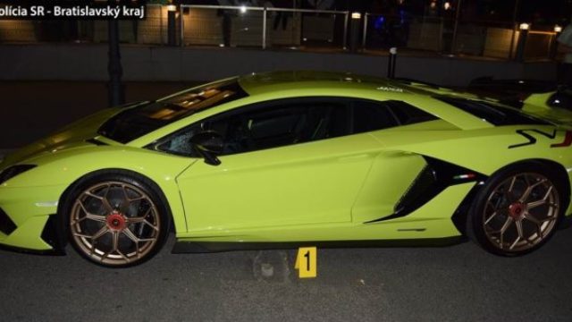 445472_lamborghini aventador bratislava rozbite okna 676x341.jpg