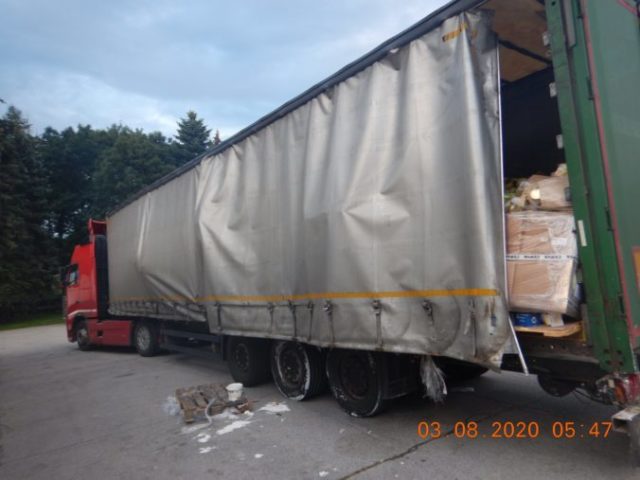 445494_117184059_1518985011645527_3542977155727994626_o 676x507.jpg