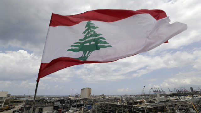 445867_lebanon_explosion_76511 dd8af3bf44024e438370147183abdb85 676x451.jpg