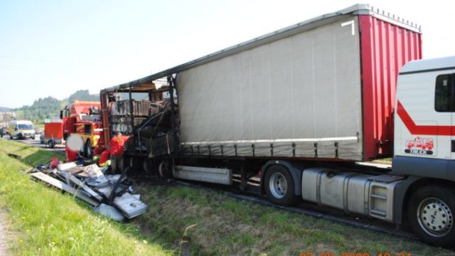 445959_117362302_808863533277378_7330848238652409781_o 676x453.jpg