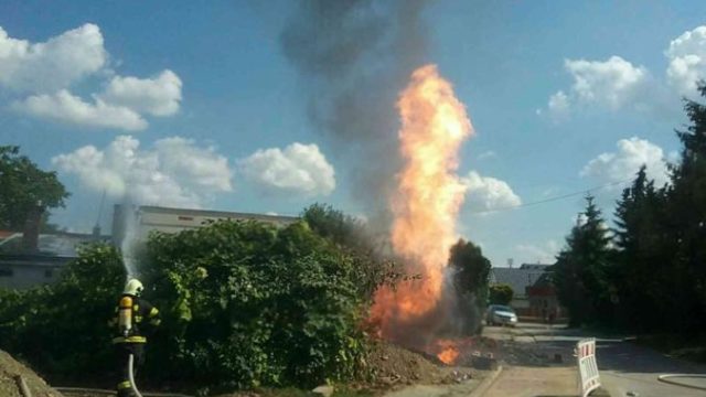 446133_05 1 676x507.jpg