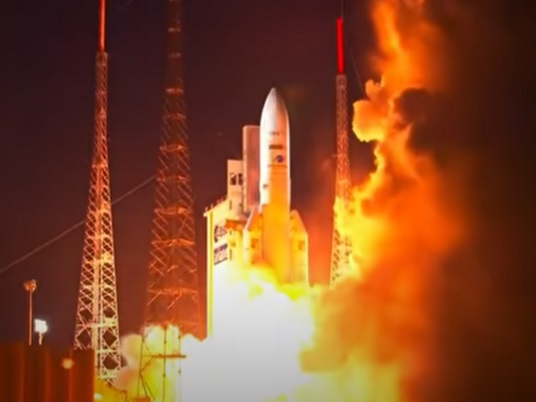 446282_ariane 5.jpg