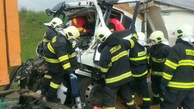 446334_117770401_2674655292649671_4538888721985701317_o 1 676x507.jpg