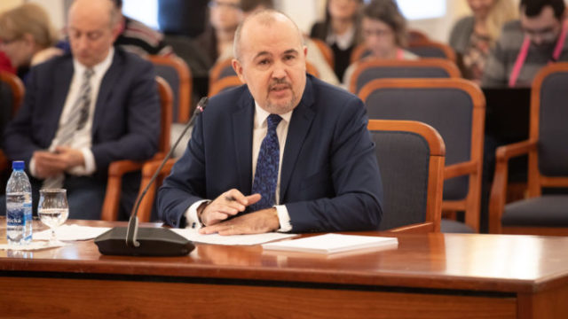 446472_img_7604_copy 676x451.jpg