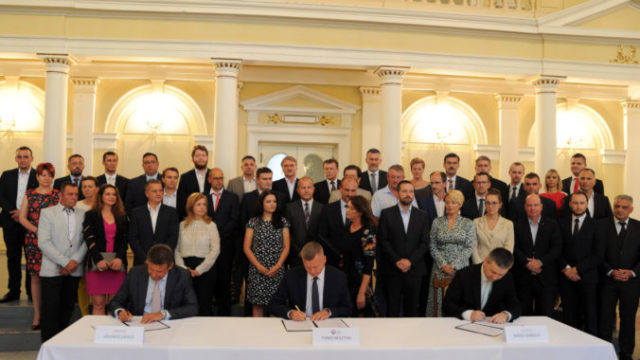 446558_dsc_5535 676x488.jpg