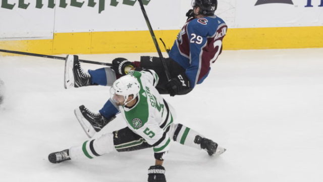 446696_avalanche_stars_hockey_31872 4e3ca574069549f7bd9fd32c506649d6 676x465.jpg