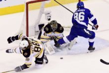 446746_bruins_lightning_hockey_20883 cc21412b458047e986478accf7a92348 min 676x451.jpg