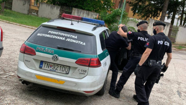 446916_104070617_1105514556493746_1520847401251134968_o 676x499.jpg