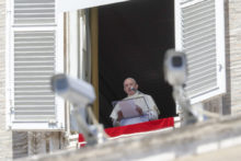 446946_vatican_pope_57066 5d04f9ef6bb2461fa1d3ca065462580a 676x451.jpg